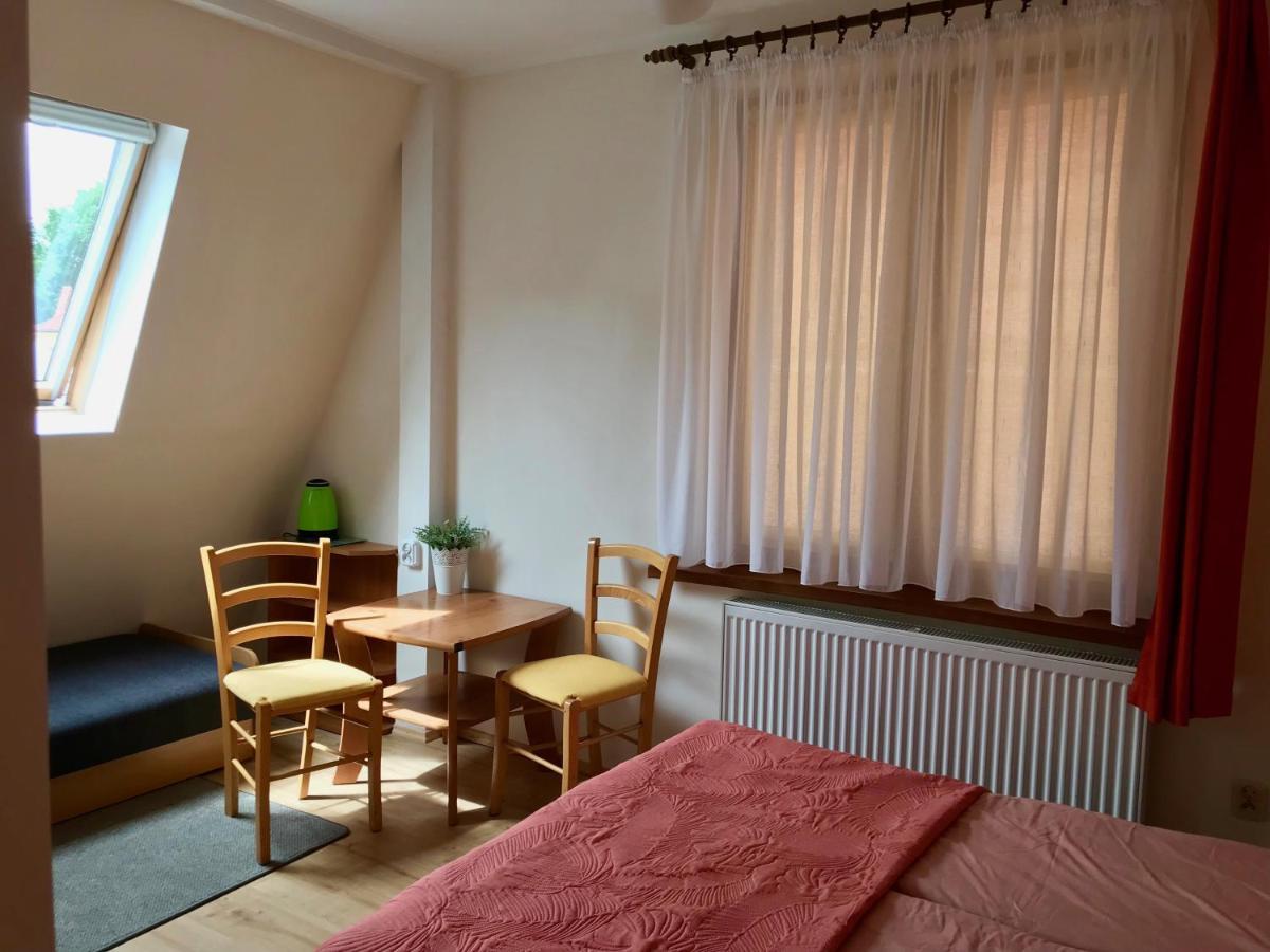 Jola Pokoje Goscinne Rewal Exteriér fotografie