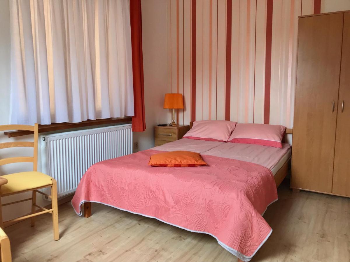 Jola Pokoje Goscinne Rewal Exteriér fotografie